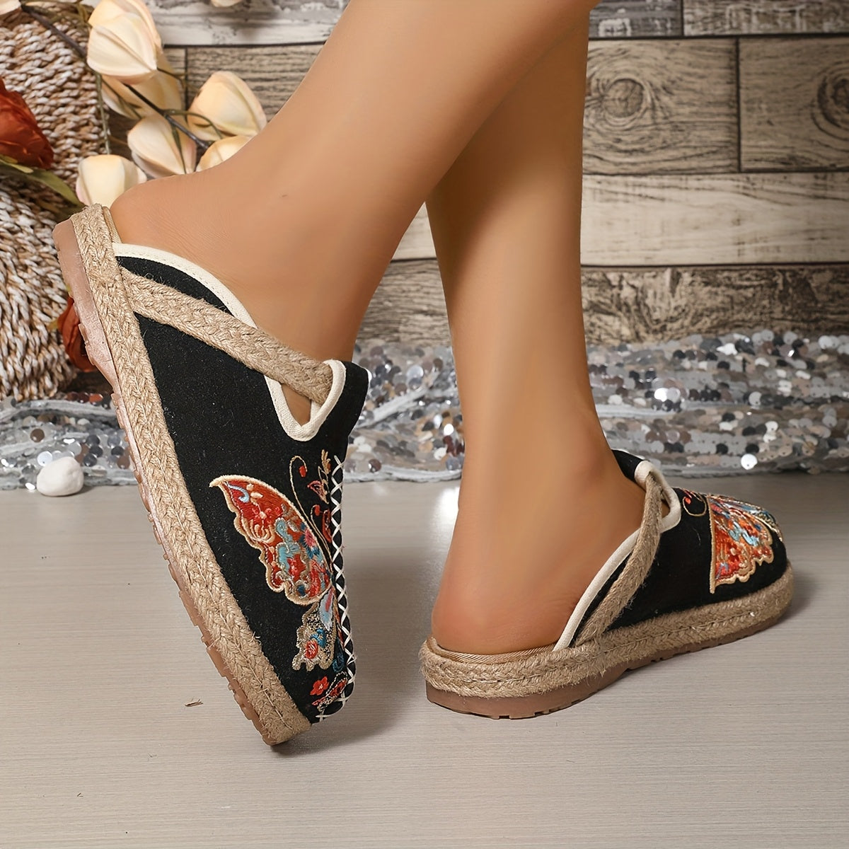 Sandália Barefoot Ortopédica Feminina Butterflies - Leveza, conforto e autenticidade em cada passo