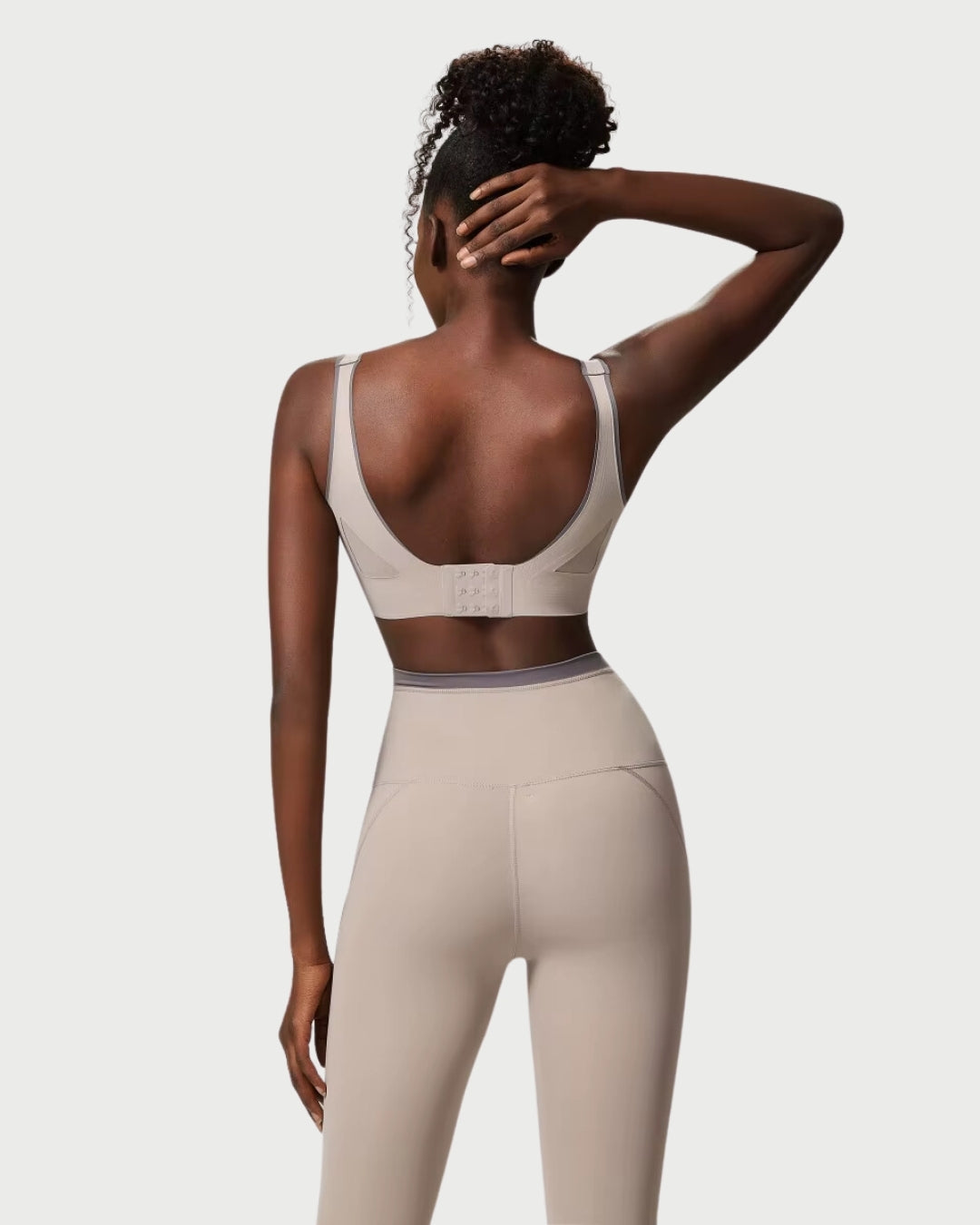 Conjunto feminino UltraGym 2 peças – Top de Suporte e Legging de Alta Performance