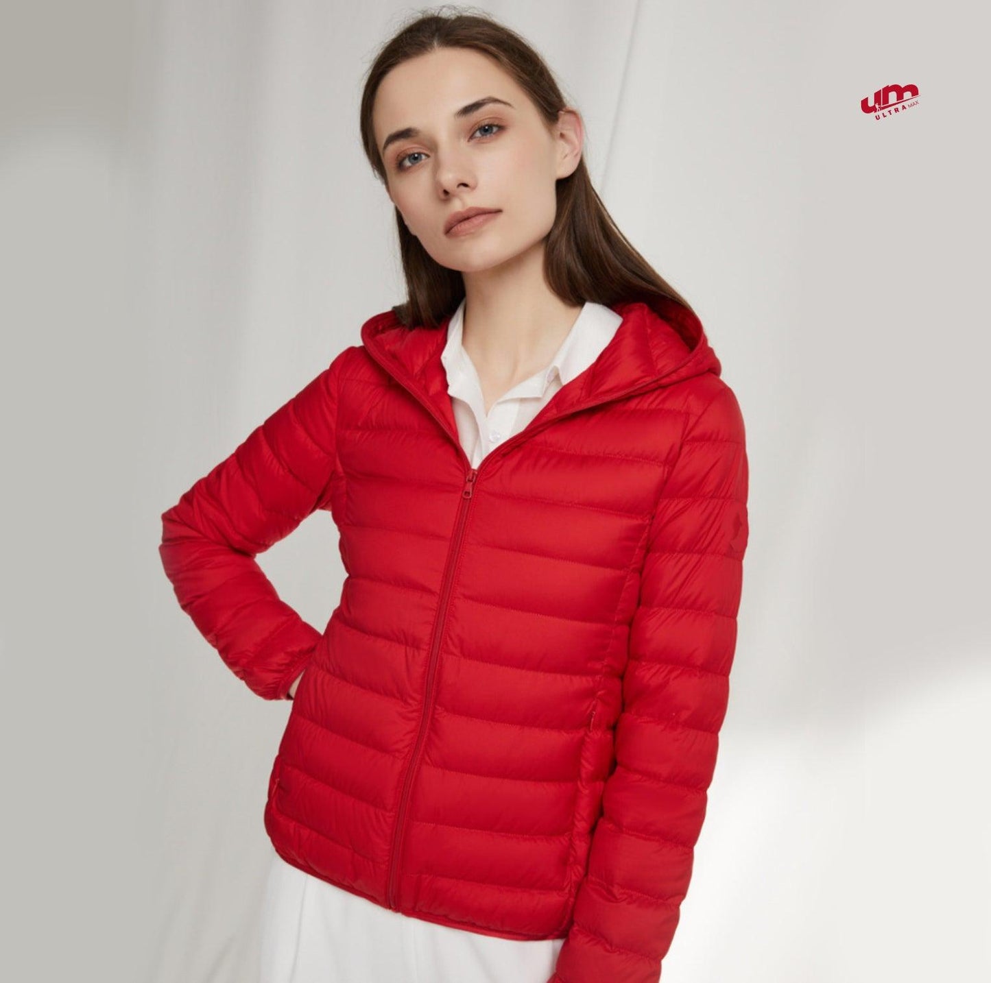 Jaqueta Puffer dobrável feminina Essentials com capuz - Ultra Max