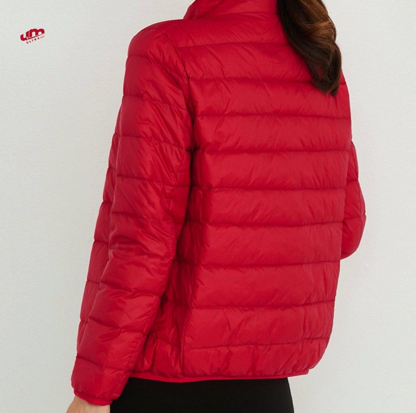 Jaqueta Puffer dobrável feminina Essentials com capuz - Ultra Max