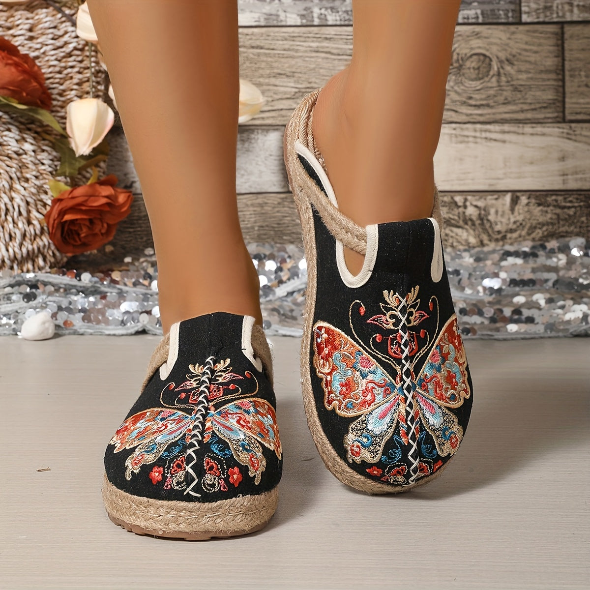 Sandália Barefoot Ortopédica Feminina Butterflies - Leveza, conforto e autenticidade em cada passo