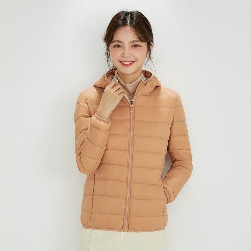 Jaqueta Puffer dobrável feminina Essentials com capuz - Ultra Max